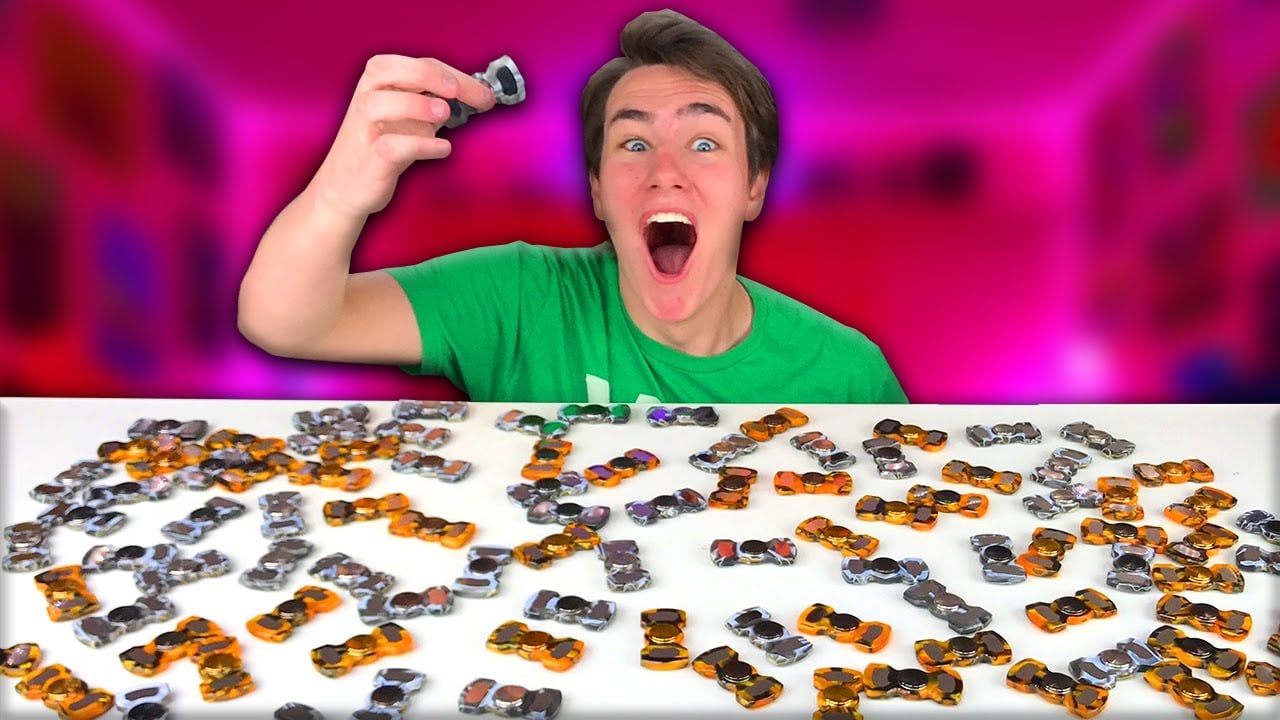 WORLD RECORD Fidget Spinner Giveaway (100+) The $3 Fidget Spinner is cool so I’m giving away 100 Fidget Toys as the Guinness World Record!
Buy a Fidget Spinner: http://noblespin.com
ENTER THE GIVEAWAY: https://noblespin.com/giveaway
➽Subscribe (if you’re new) ➽➽ http://bit.ly/SubTechSmartt
These fidget toys are crazy! The fidget cube is so awesome, but the fidget spinner is something you must try!
Giveaway ends April 7th!
TWITTER - http://twitter.com/techsmartt
FACEBOOK http://facebook.com/techsmarttyt
INSTAGRAM - http://instagram.com/techsmartt
SNAPCHAT - http://snpcht.me/keaton
Hey what’s good I’m Keaton! Come check out the rest of my channel! I post videos Mon/Wed/Fri/Sun at 3PM PST….and sometimes BONUS VIDEOS!! On here you’ll get LOTS of fun videos on the new iPhone 8, banned mobile apps, weird tech, tech hacks, and so much more! I also do CRAZY challenges that you guys tell me to do! Subscribe so you don’t miss it!
comment ‘do this again’ if u see this :)